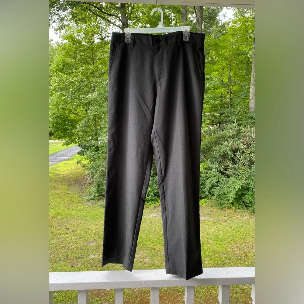 IZOD Men’s Golf ⛳️ Pants Straight Leg With Window Pane Pattern Size 34W/34L